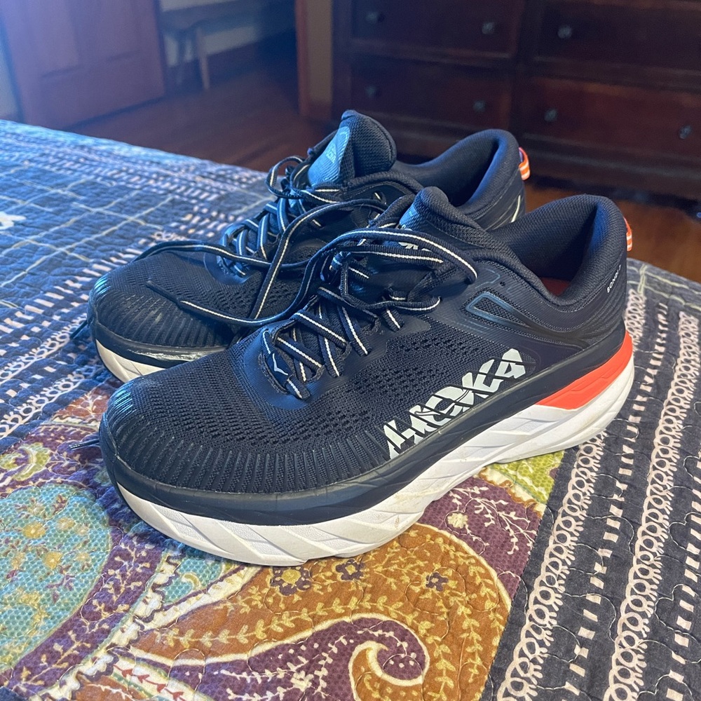 Hoka Bondi 7 women’s size 8 regular
